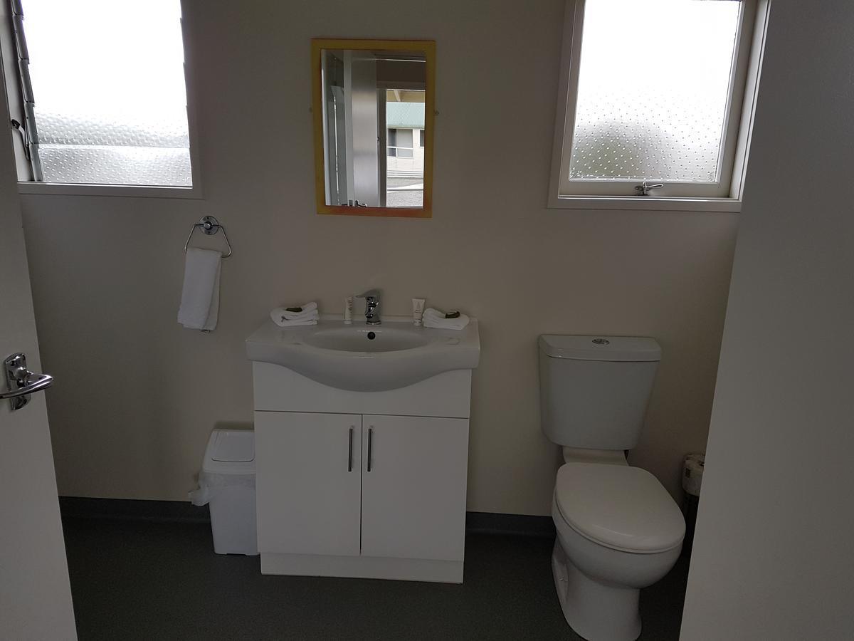 Featherston Motels And Camping Экстерьер фото