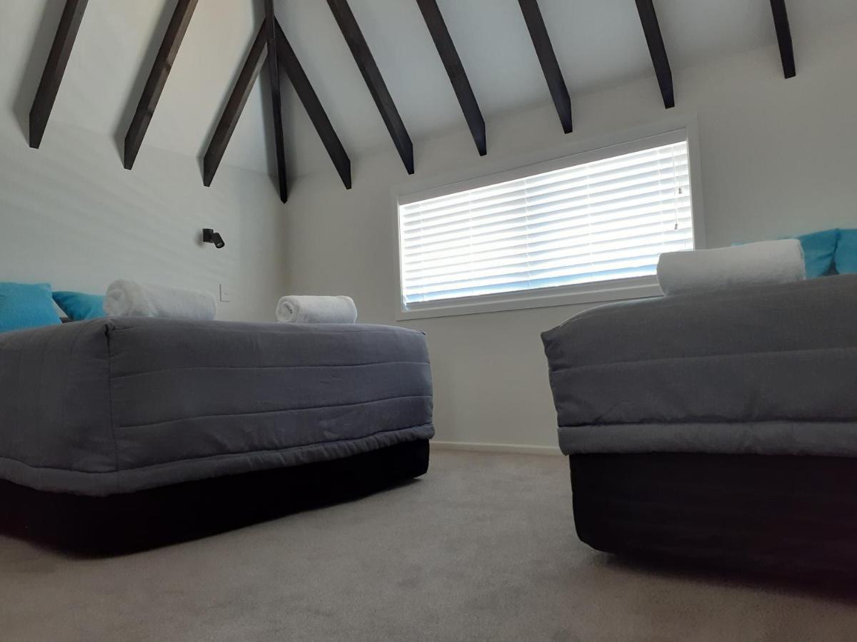 Featherston Motels And Camping Экстерьер фото